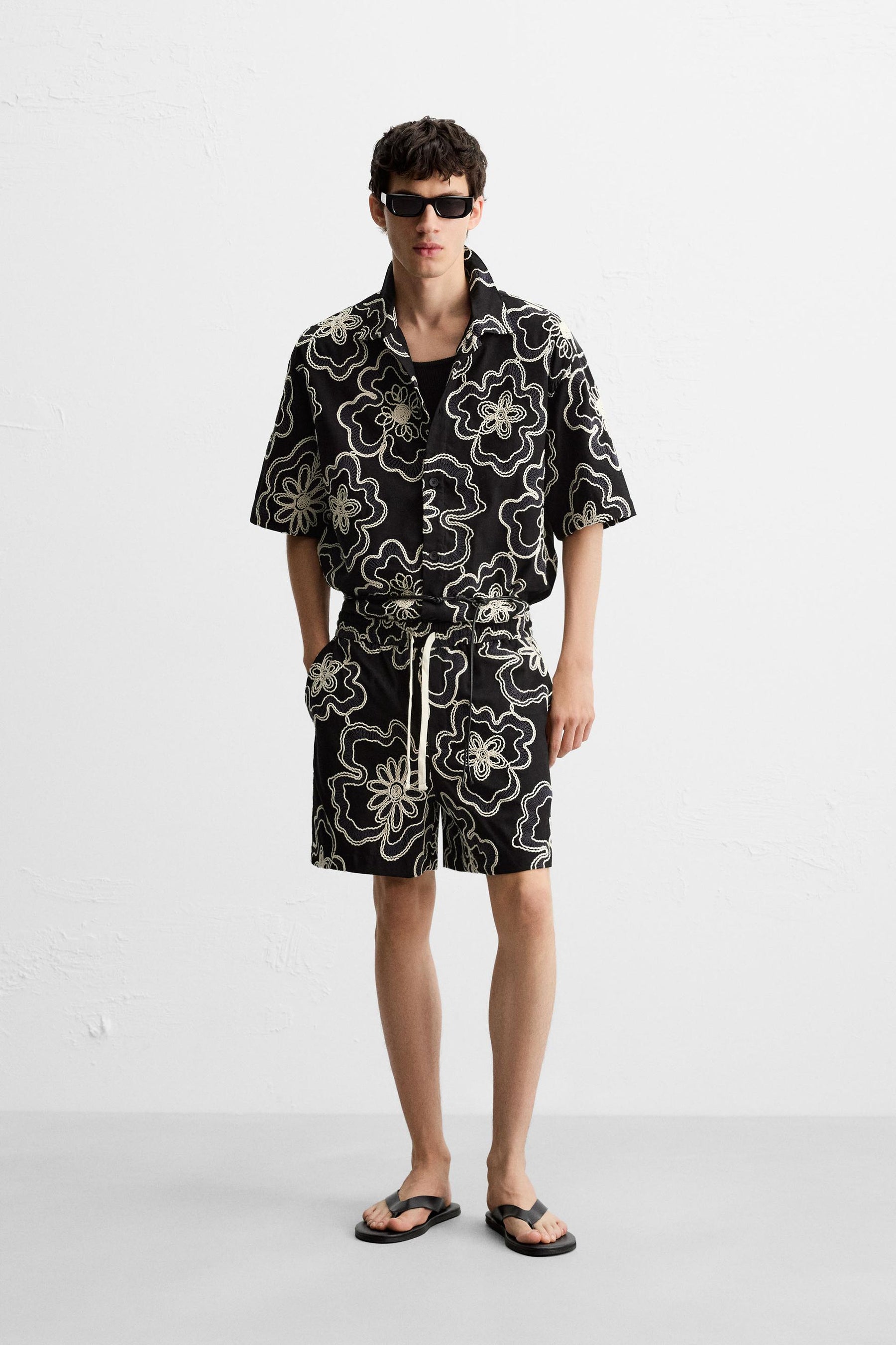 EMBOSSED EMBROIDERED BERMUDA SHORTS - Image 1