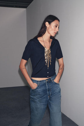 Wollstrickjacke mit kurzen Ärmeln