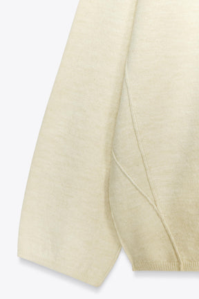 ÜBERGRÖSSERTER STRICKPULLOVER