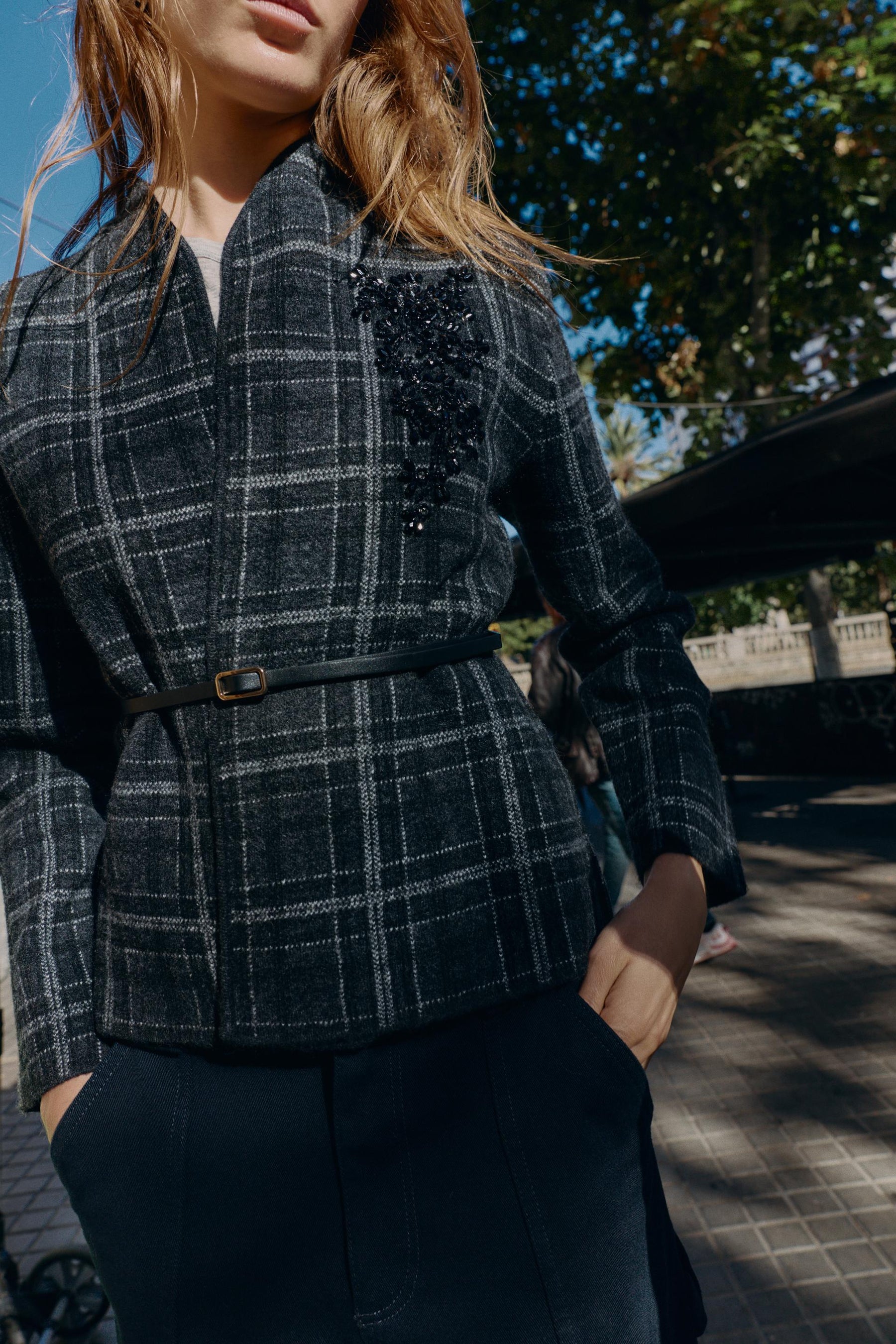 Strickjacke mit Gürtel