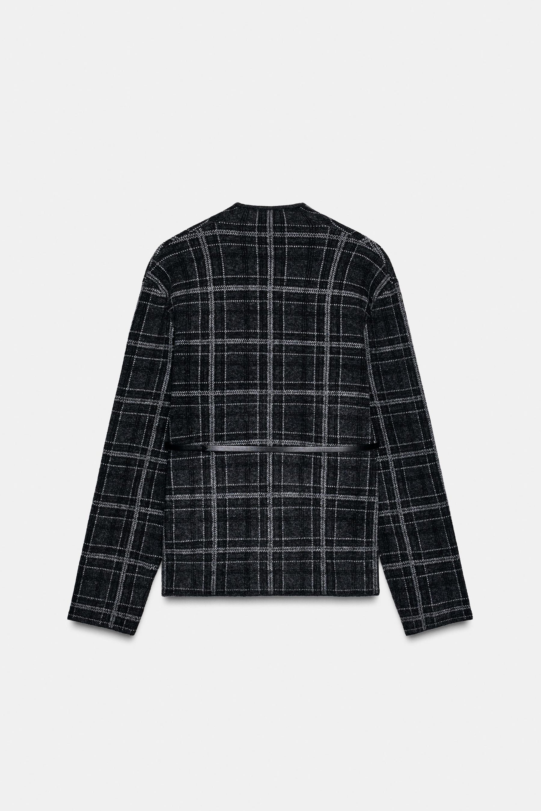 Strickjacke mit Gürtel