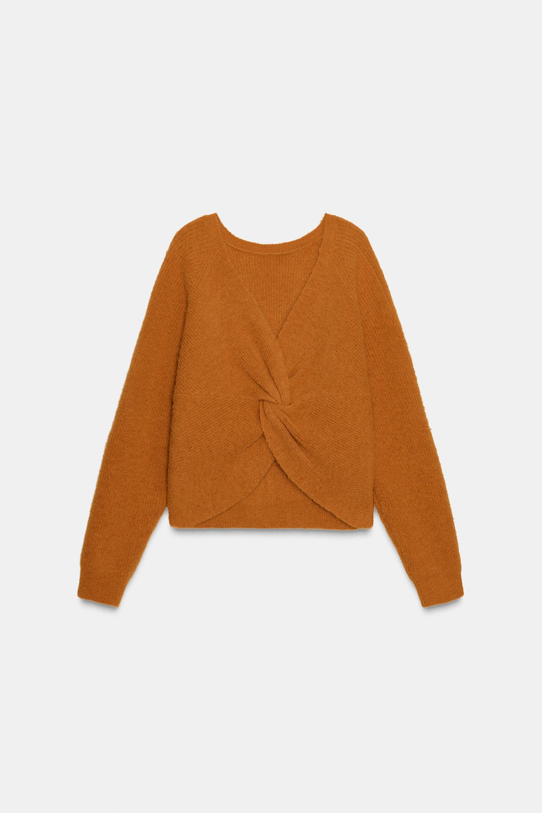 Strickpullover mit Knoten im Rücken