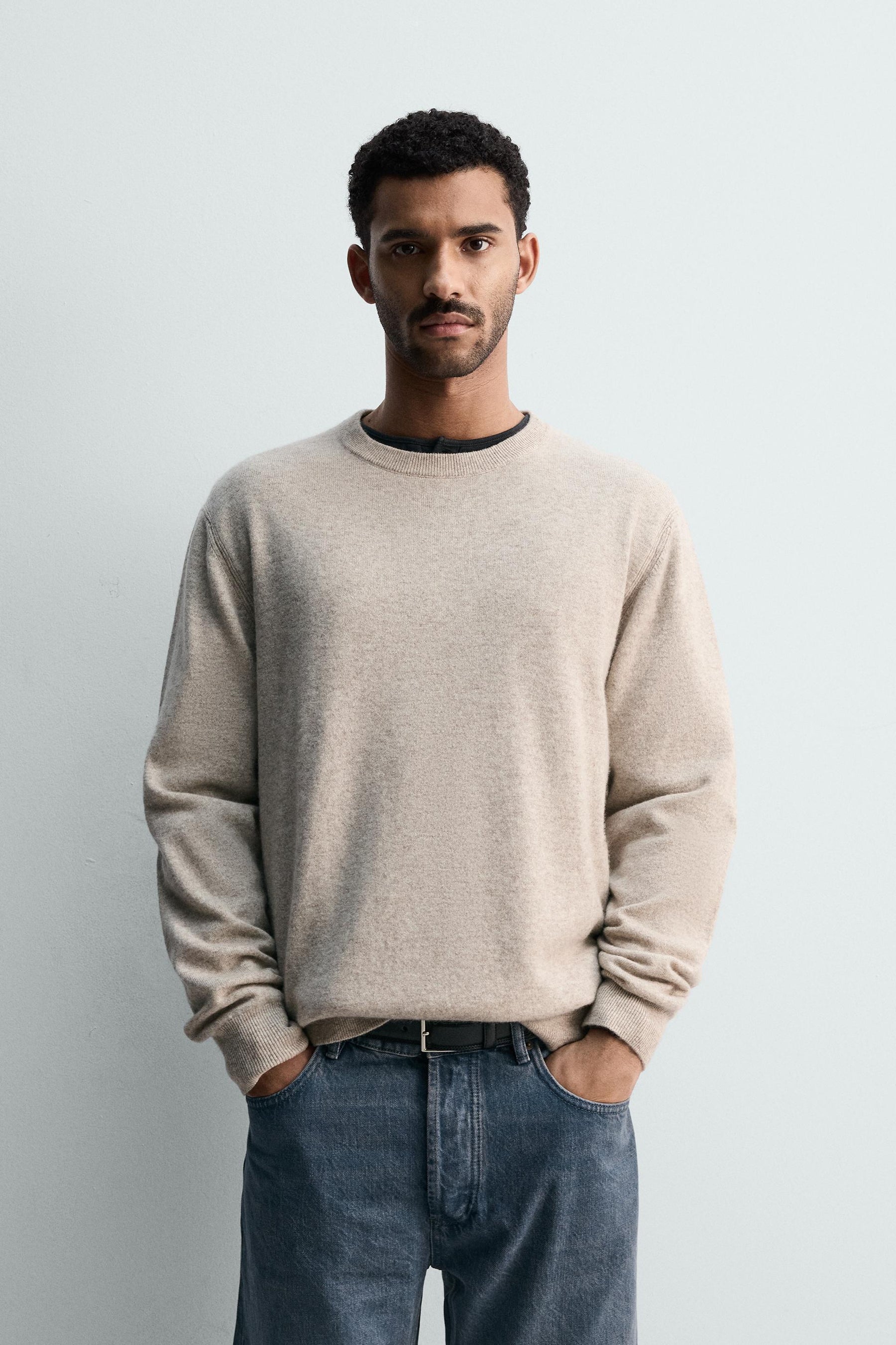 LIGHTWEIGHT WOOL - CASHMERE JUMPER - Image 2