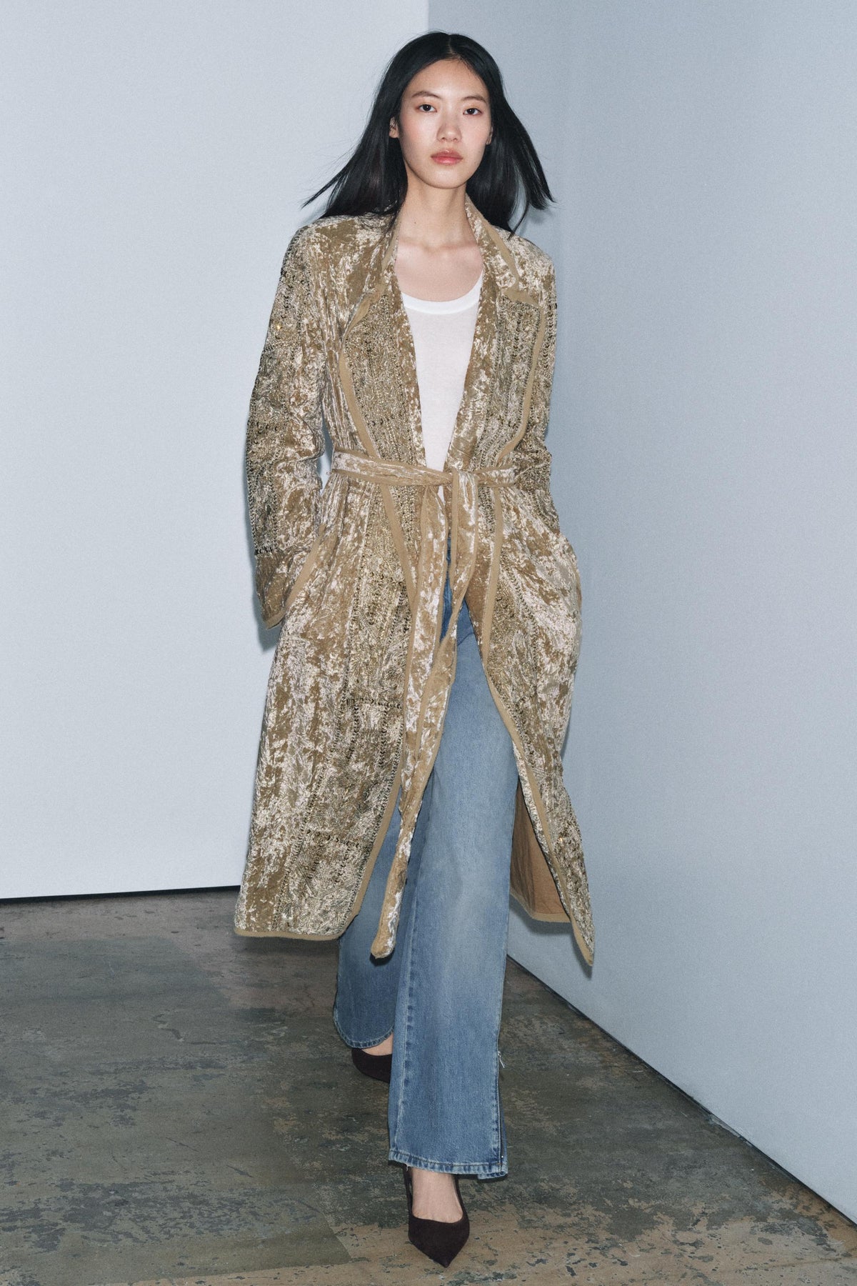 Embroidered Velvet Kimono - Image 1