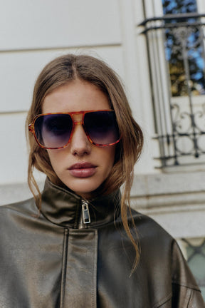 Bomberjacke aus Kunstleder