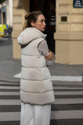 LONG QUILTED GILET WITH HOOD - Image 5
