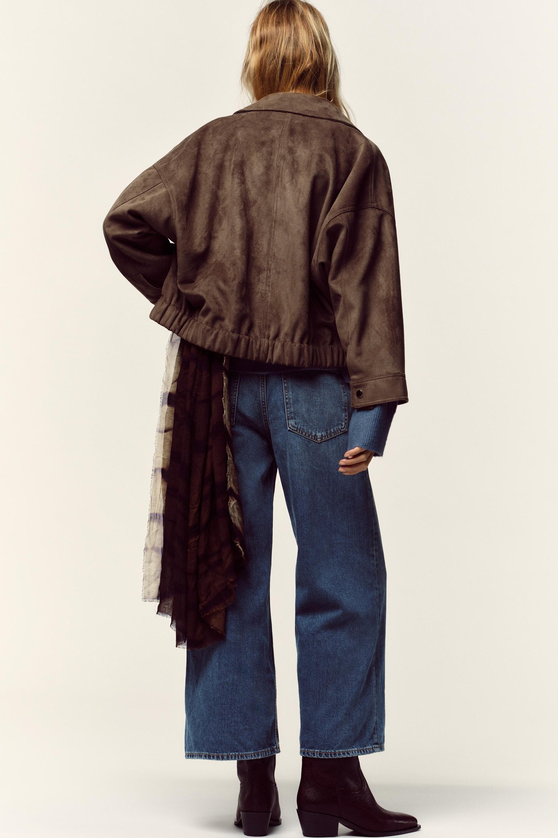 JACKE AUS WILDLEDERKUNST