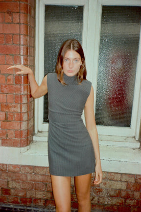 SHORT DRESS WITH SHOULDER PADS - Image 2