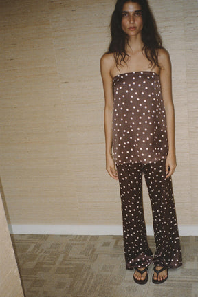 Satinhose mit hohem Bund