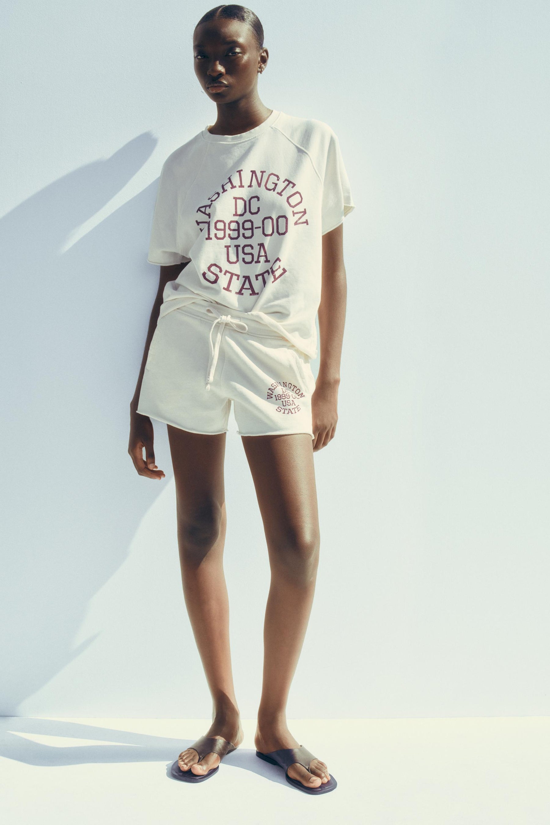 GEWASCHTES PLÜSCH-SWEATSHIRT