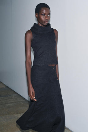 Weiches Rippstrick-Top