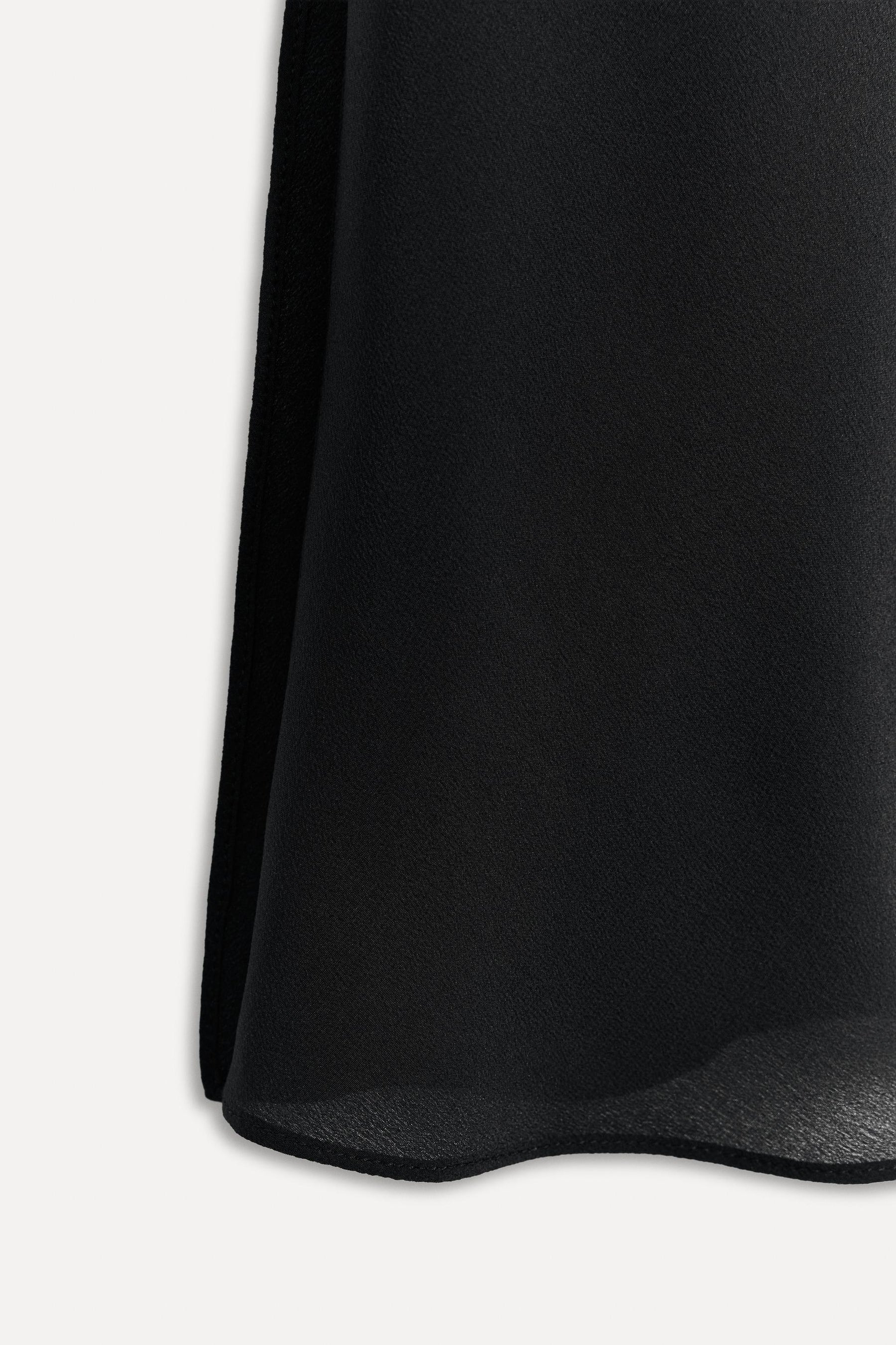 Seidenoberteil mit Belüftungsschlitzen