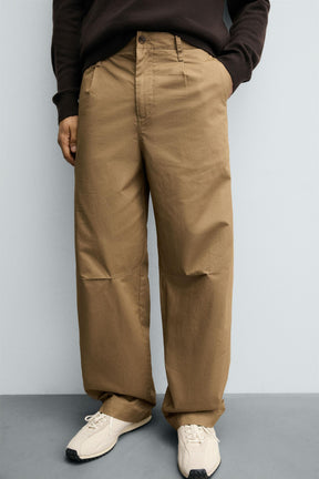 RELAXED FIT PLEATED CHINO TROUSERS - Image 5