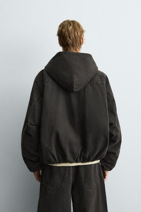 Jeans-Pufferjacke mit Kapuze 