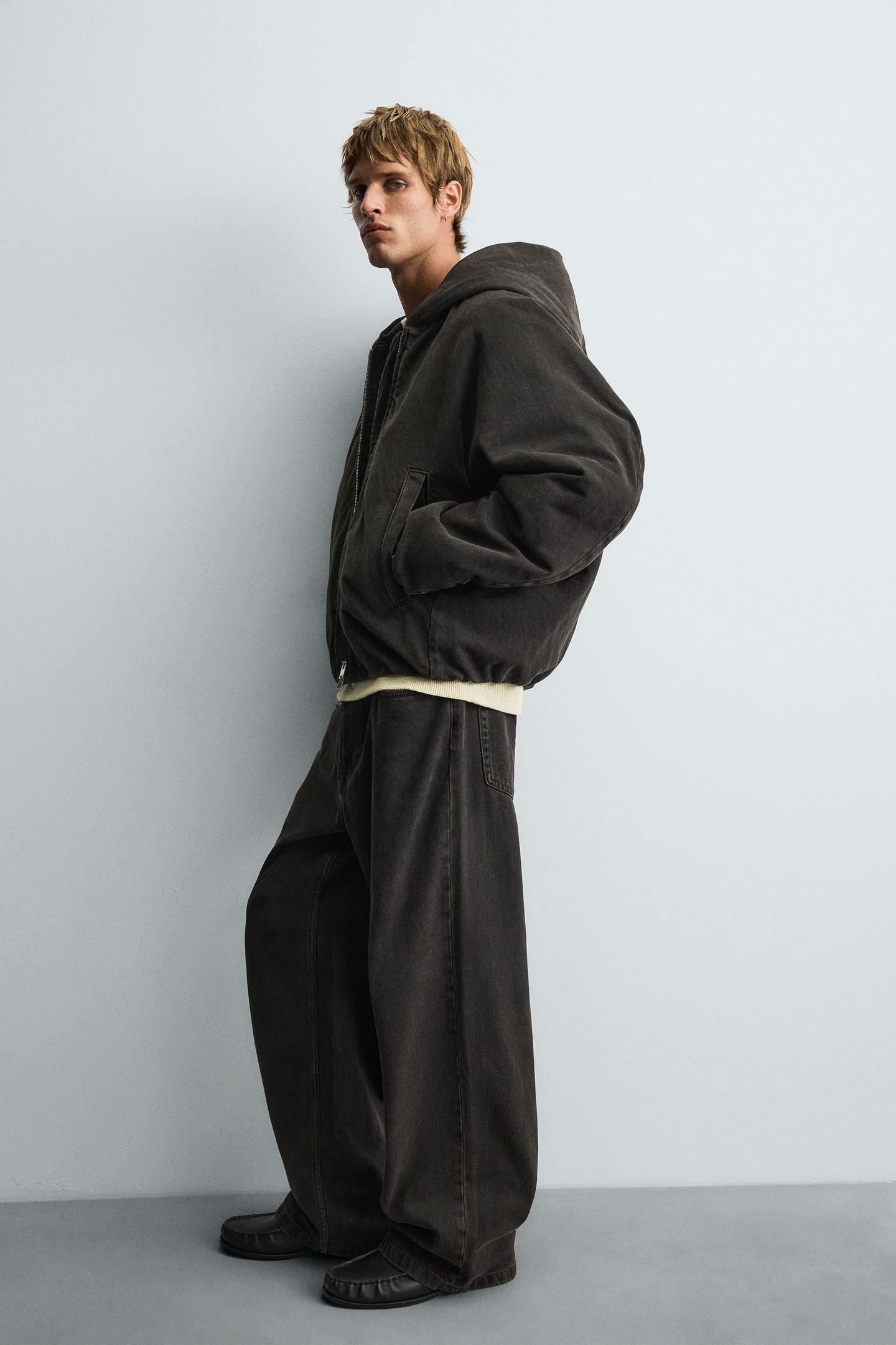 Jeans-Pufferjacke mit Kapuze 