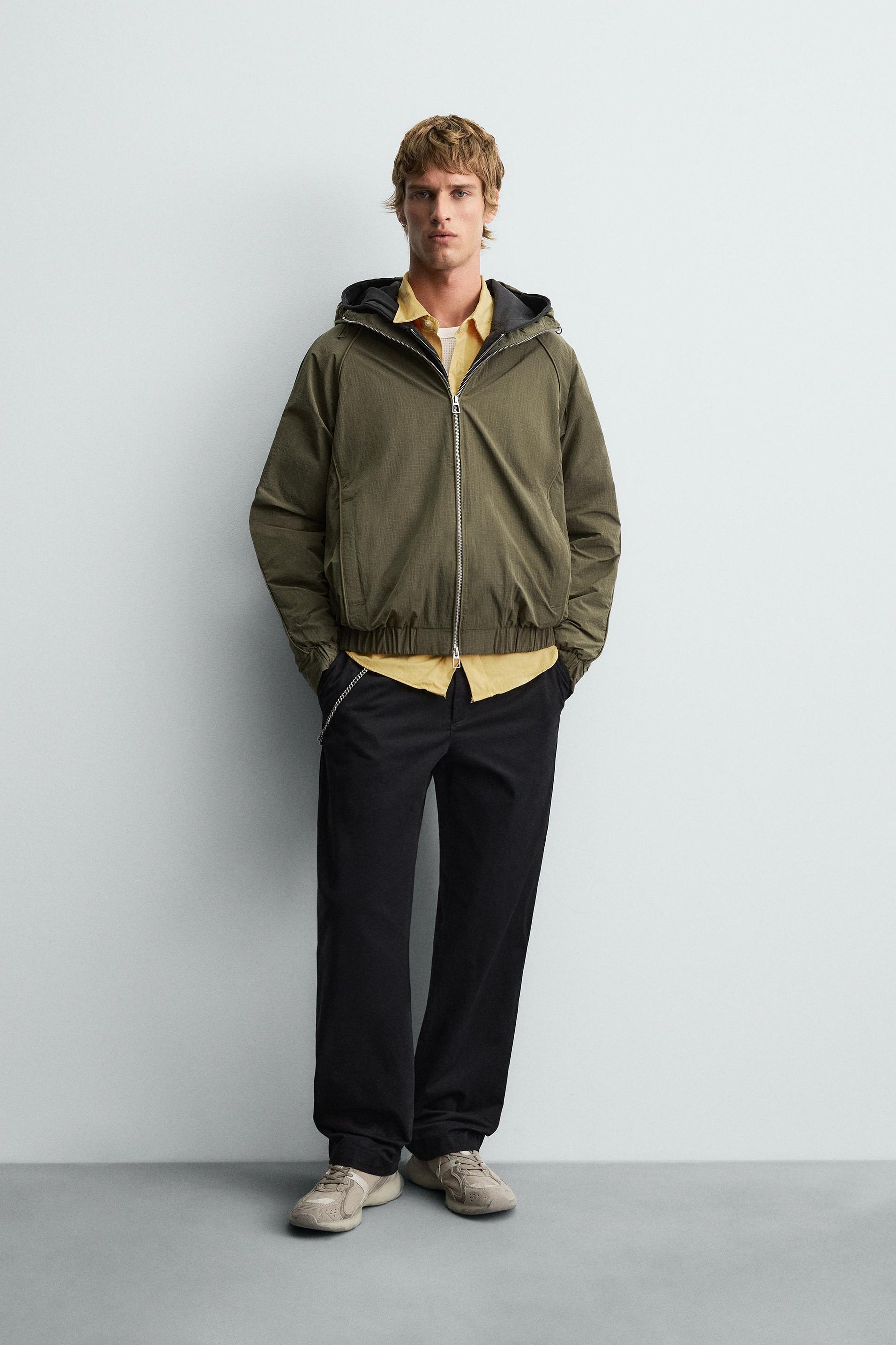 LIGHTWEIGHT WATER-REPELLENT TECHNICAL JACKET - Image 1