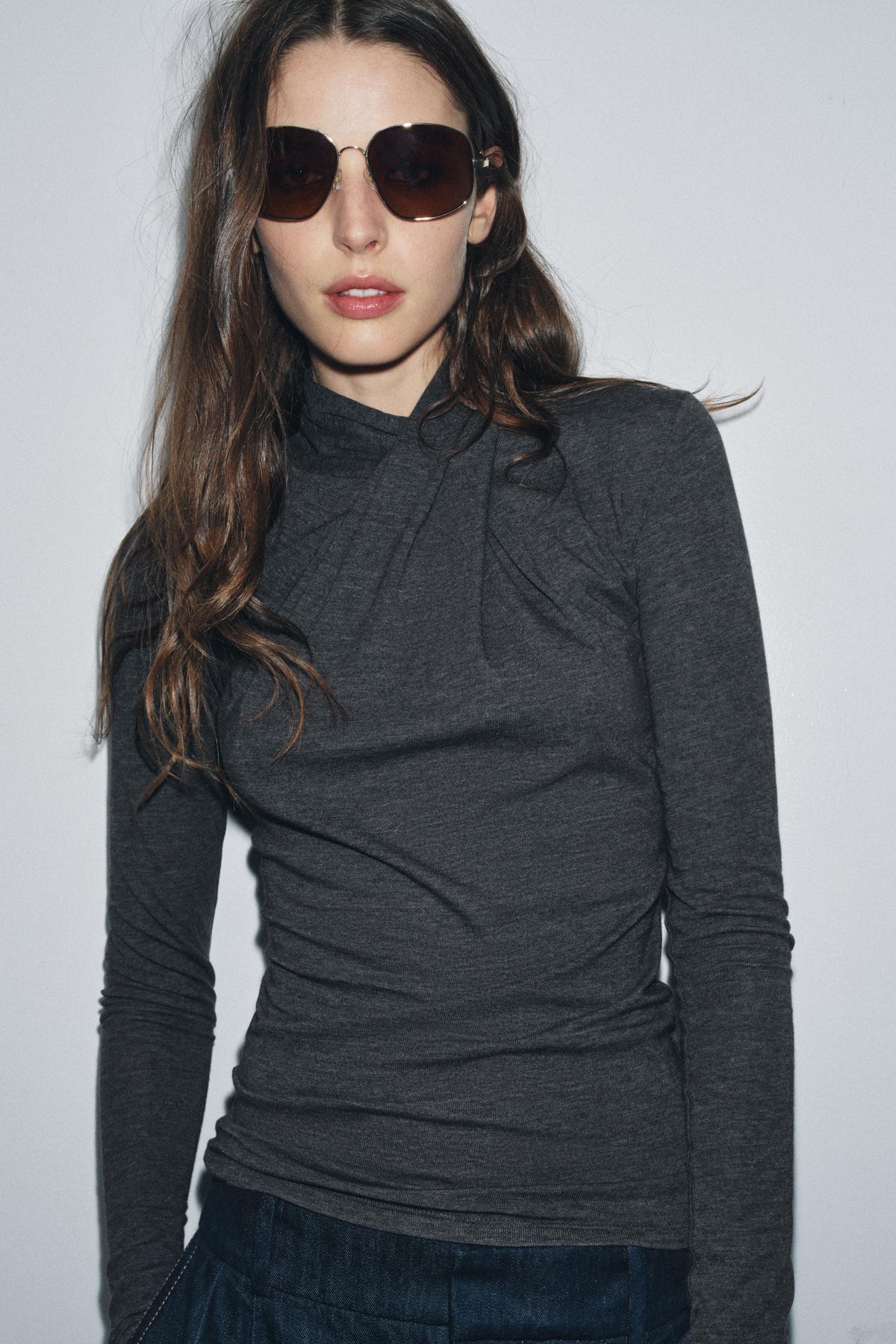 T-Shirt mit drapierter Vorderseite