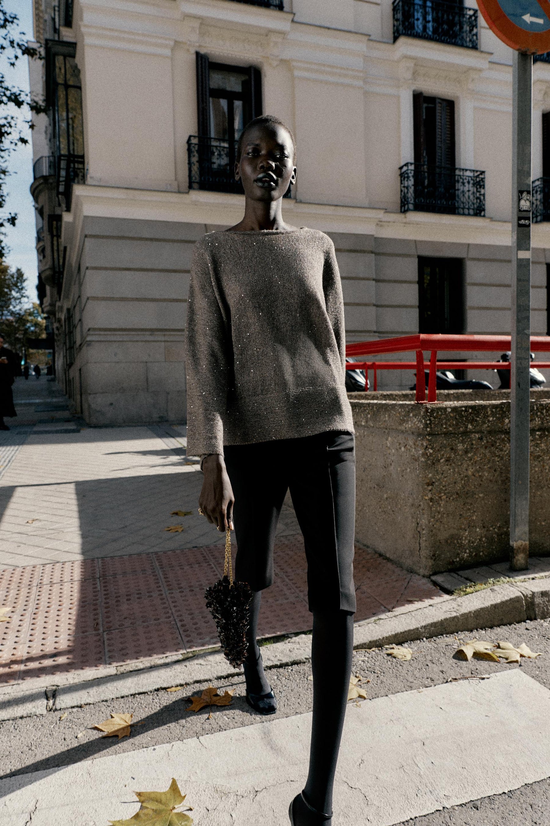 Paillettenstrickpullover