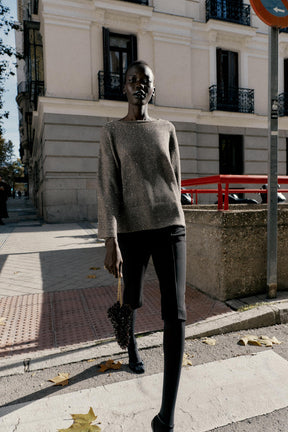 Paillettenstrickpullover