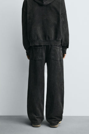 Gewaschene Jogginghosen