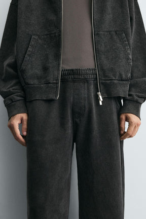 Gewaschene Jogginghosen