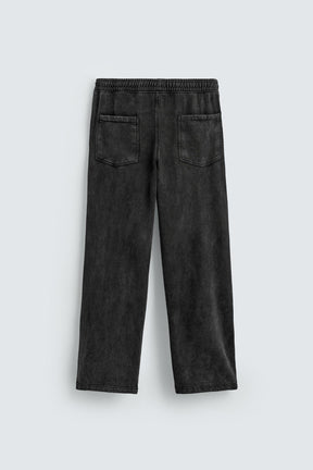 Gewaschene Jogginghosen