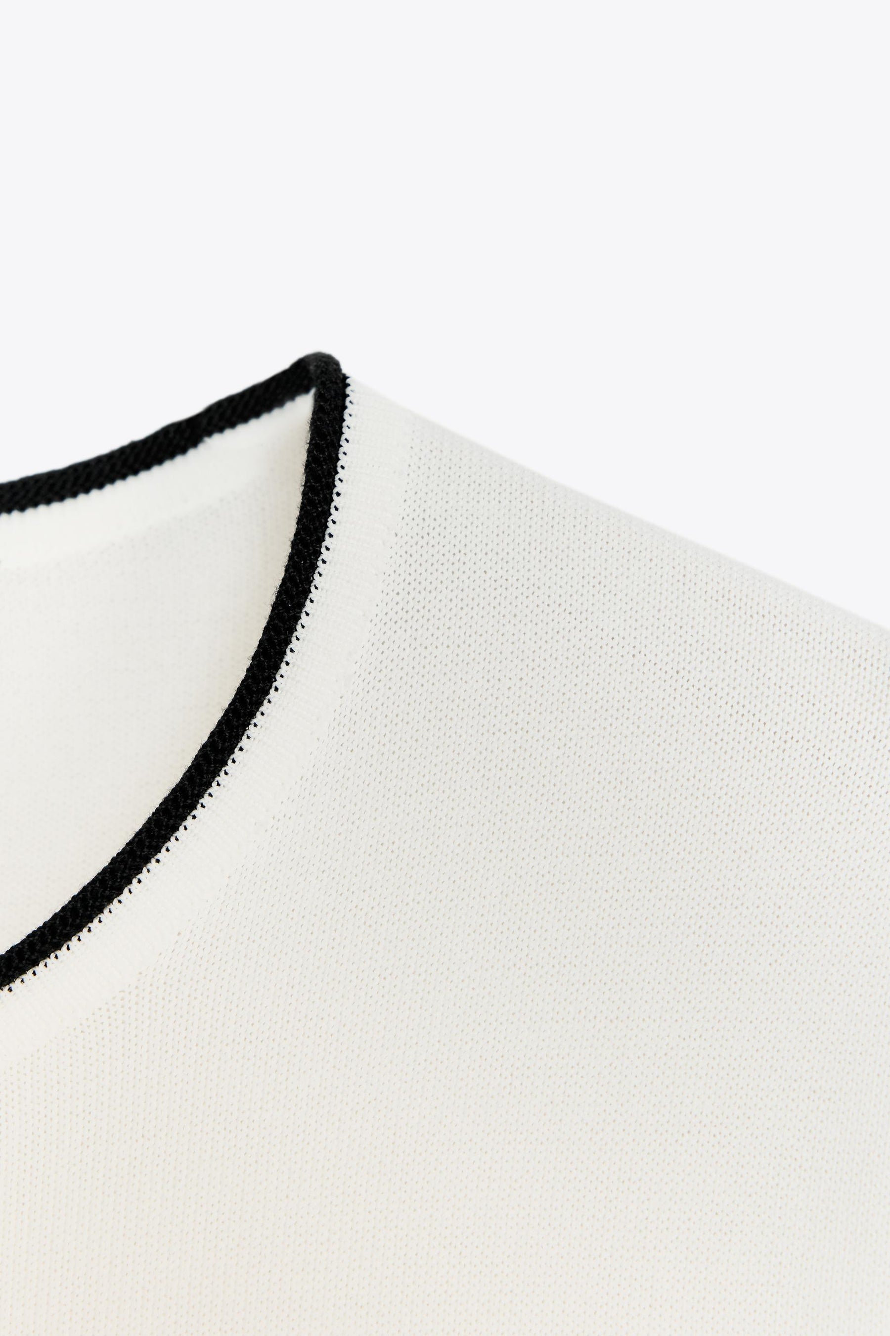 SHORT SLEEVE KNIT JUMPER WITH CONTRAST TRIMS - Image 5