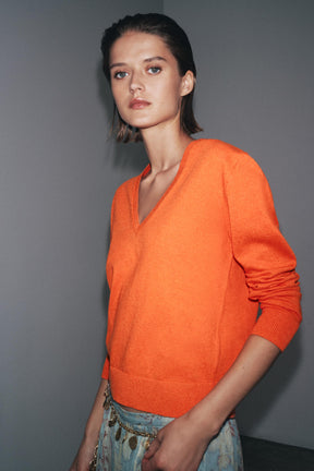 Strickpullover mit V-Ausschnitt