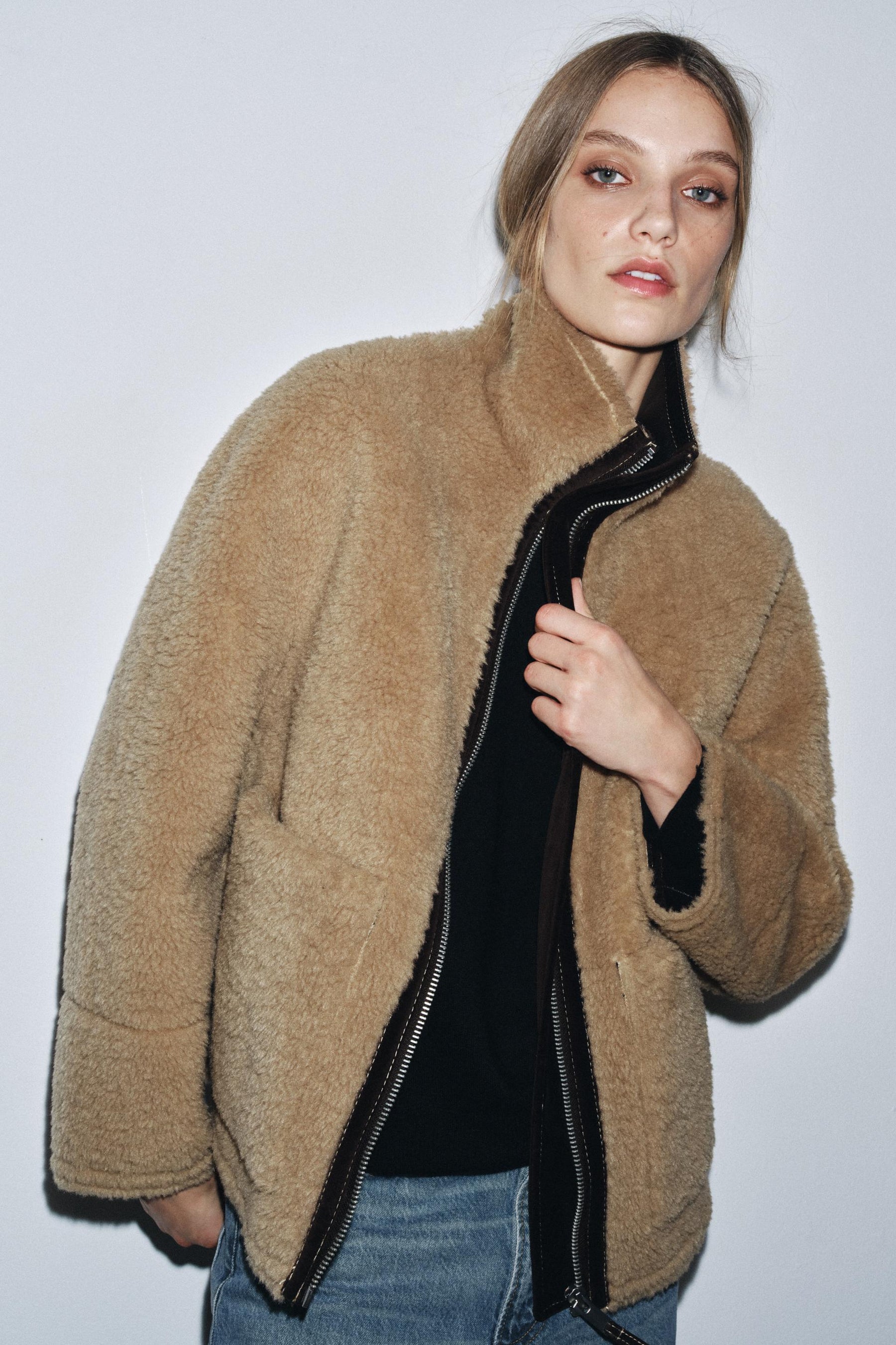 ZW COLLECTION FAUX SHEARLING DOUBLE-FACED JACKET - Image 5