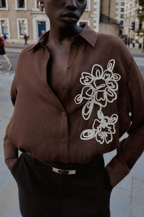 Hemd mit strukturiertem Blumenmuster