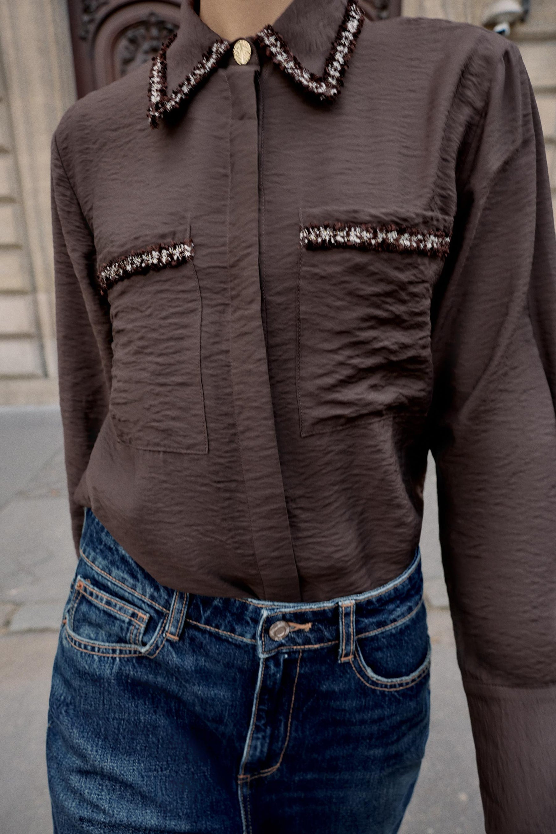 Hemd mit Struktur und Paspelierung