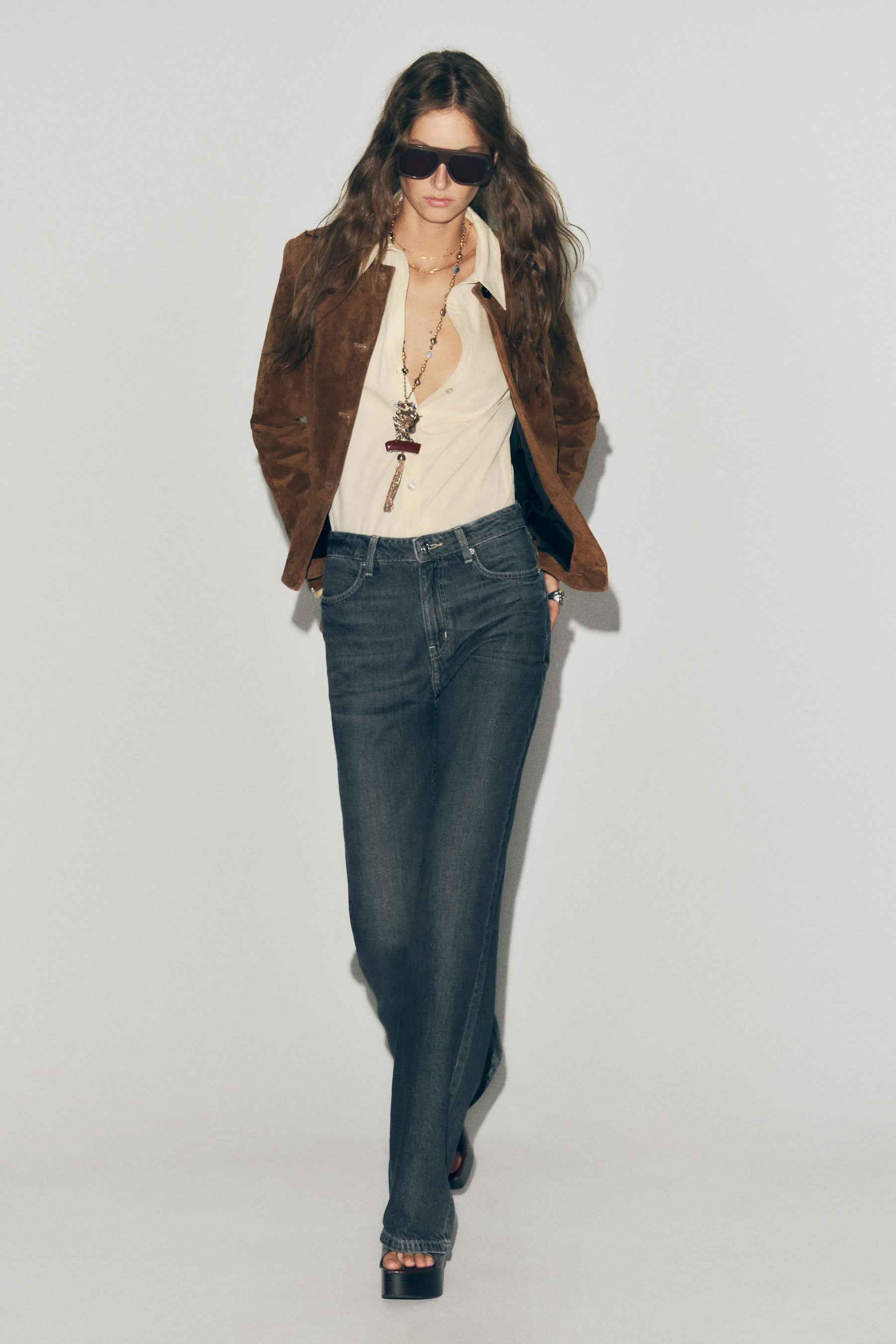 Jeans mit gerader Passform und hohem Bund