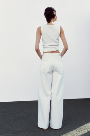 Wide-Leg Crossover-Jeans