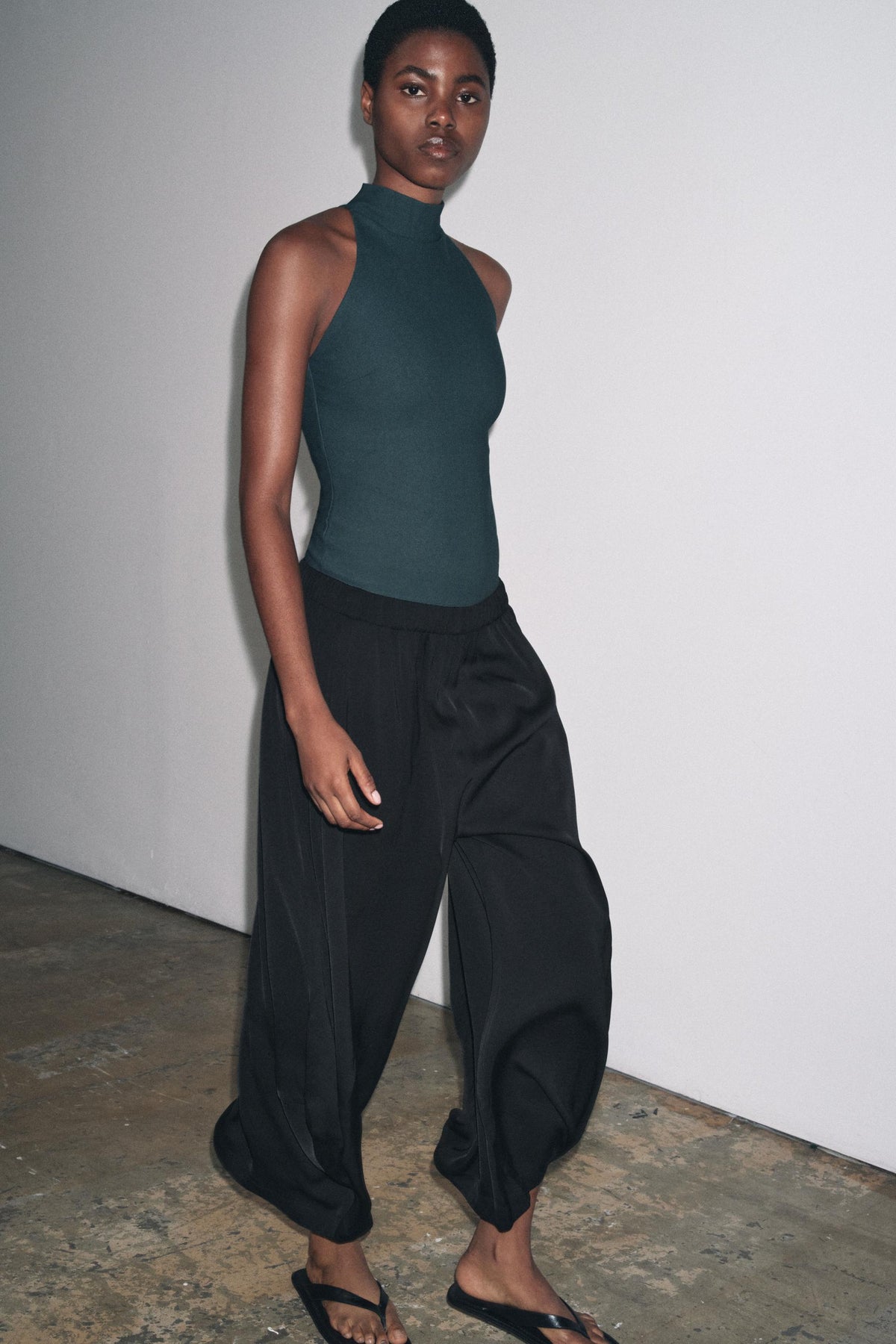 Crêpe-Neckholder-Top