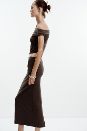 Strukturiertes asymmetrisches Oberteil