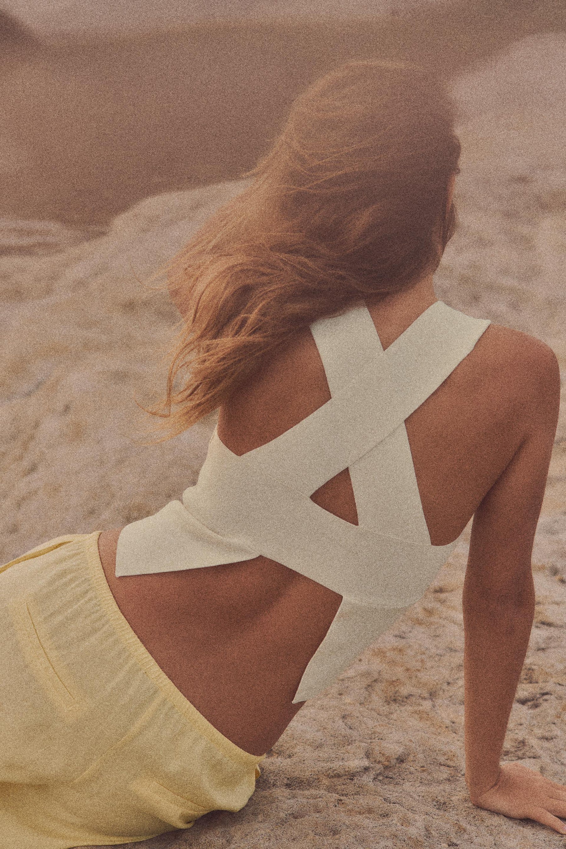 KNIT CUT-OUT BACK TOP - Image 3