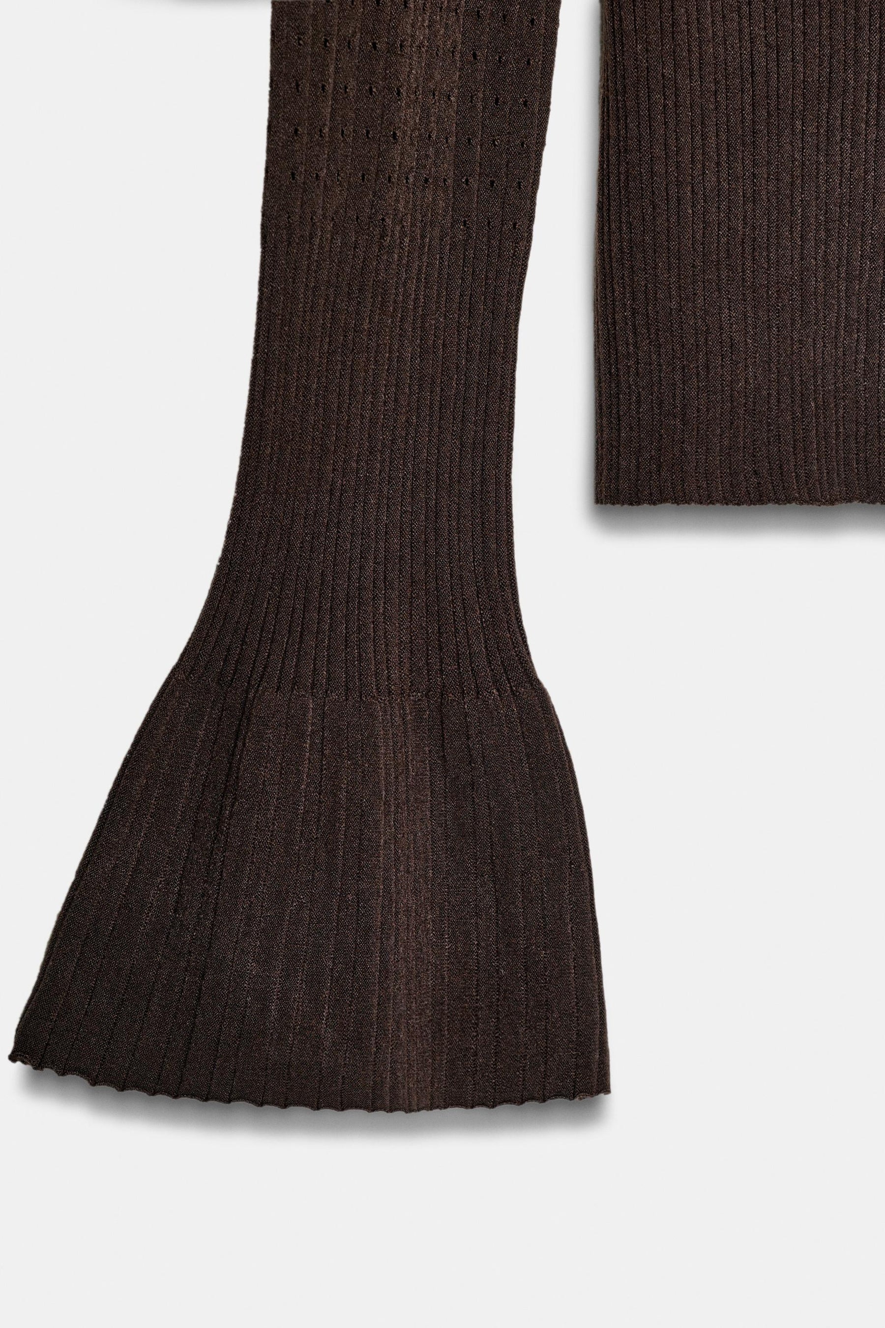 Figurbetonter Strickpullover