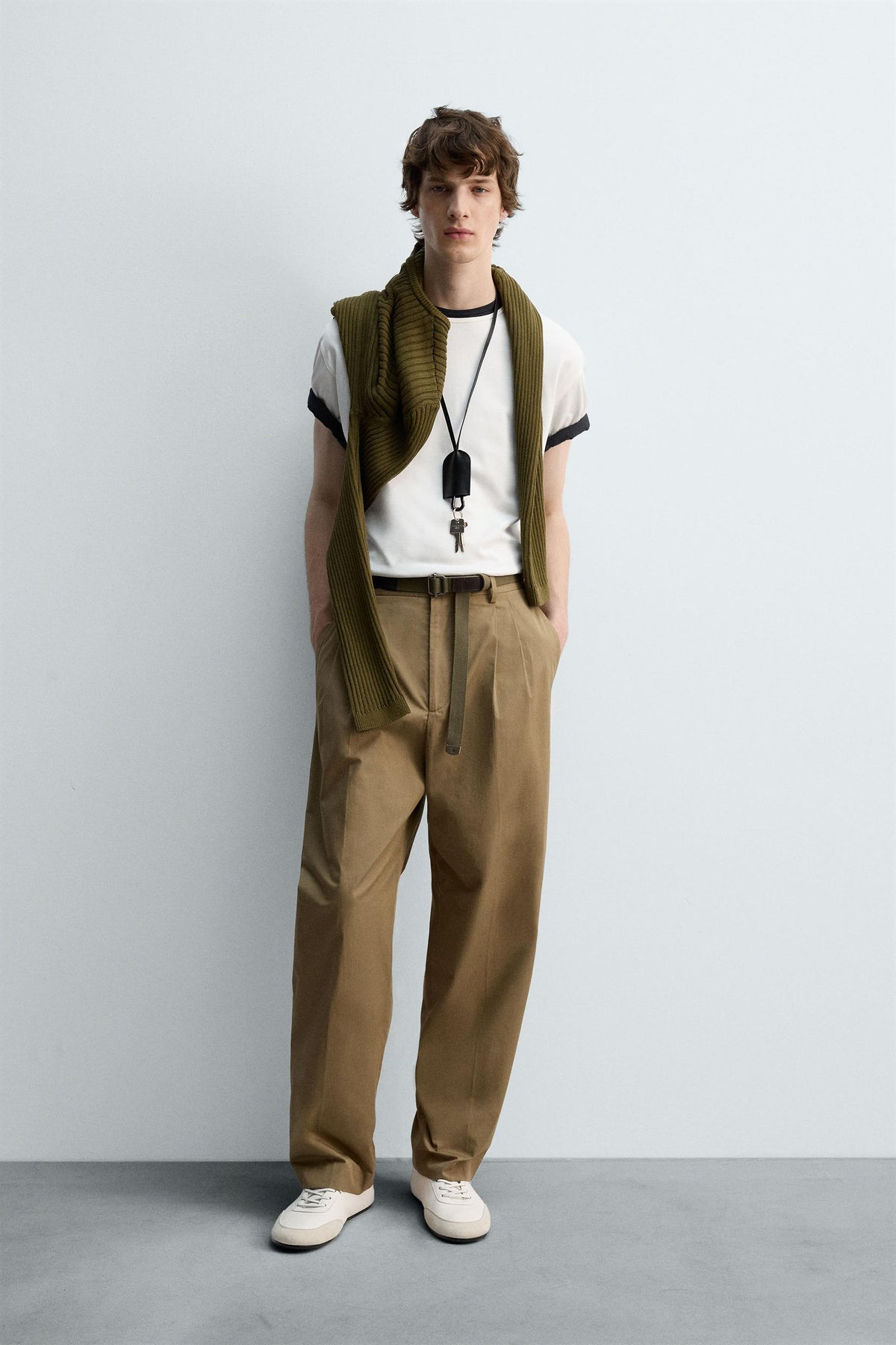 HEAVYWEIGHT RIBBED TRIM T-SHIRT - Image 1