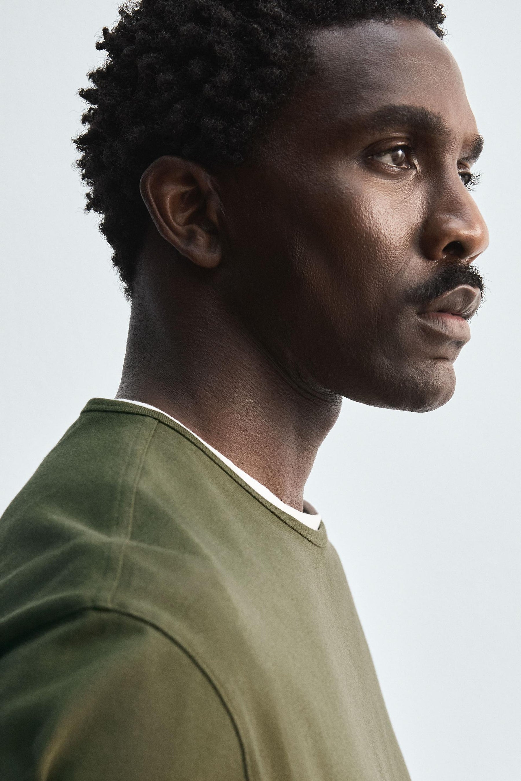 HEAVYWEIGHT RIBBED TRIM T-SHIRT - Image 6