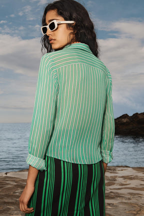 GESTREIFTES SHIRT IN LIMITIERTER AUFLAGE