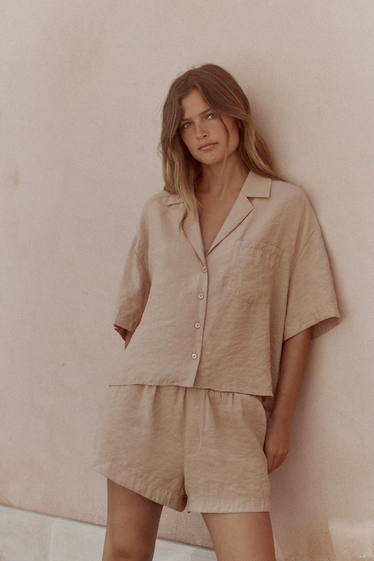 Fließendes Kurzarmhemd