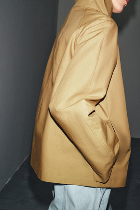 ZW COLLECTION MINIMAL SHORT TRENCH COAT - Image 4