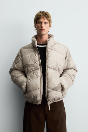 ABSTRACT PRINT PUFFER JACKET - Image 2