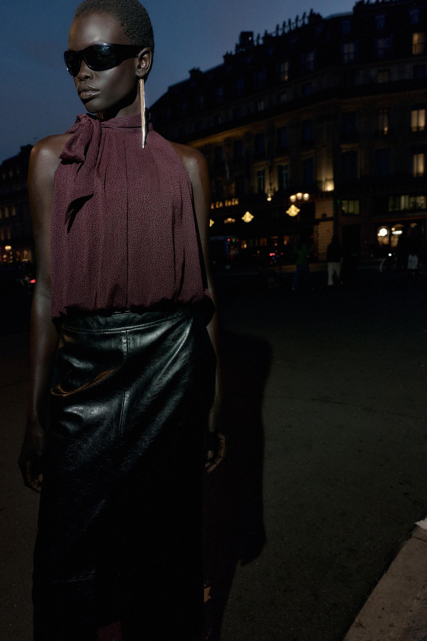 BALLON-HALTER-NECK-TOP