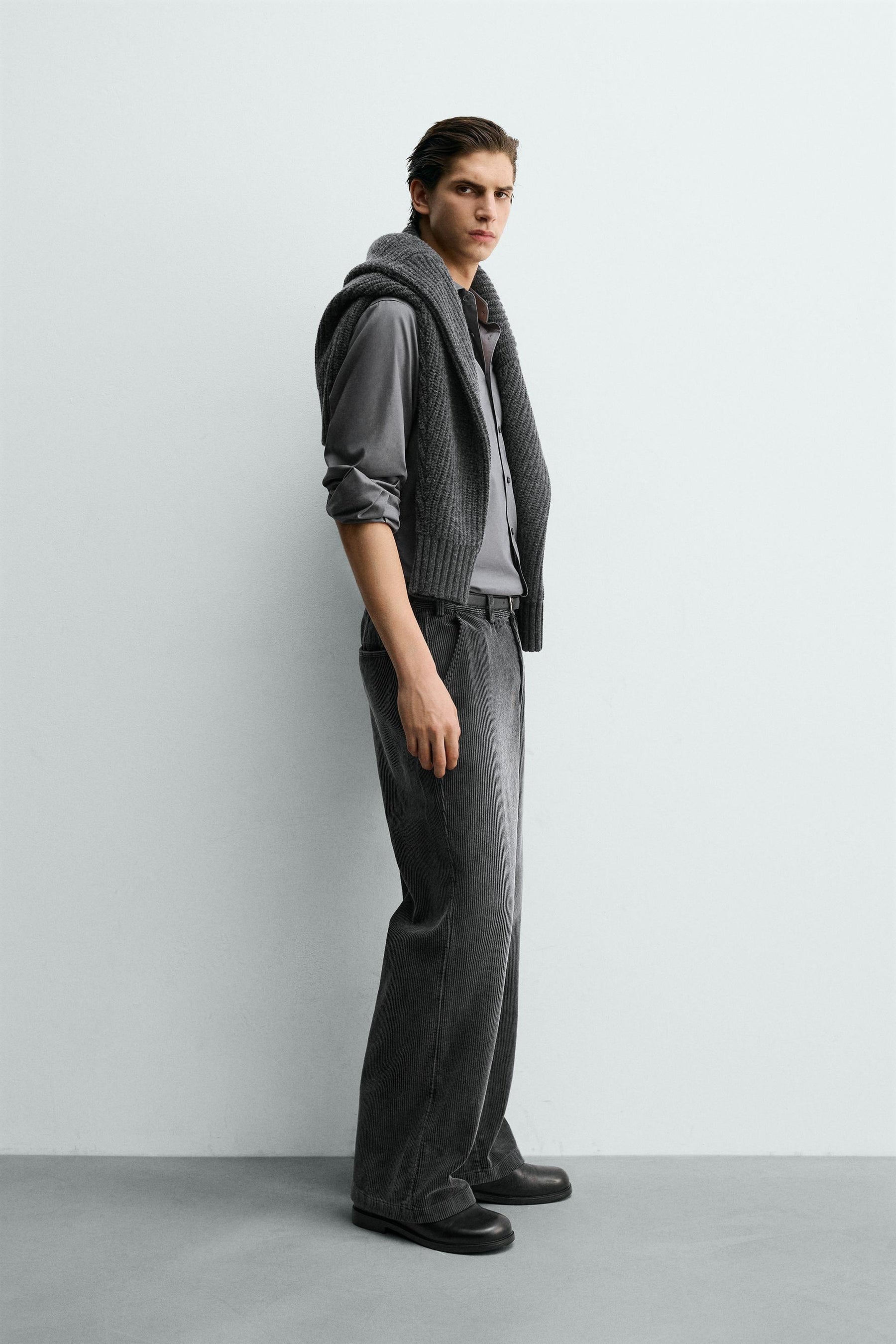 RELAXED FIT CORDUROY TROUSERS - Image 4