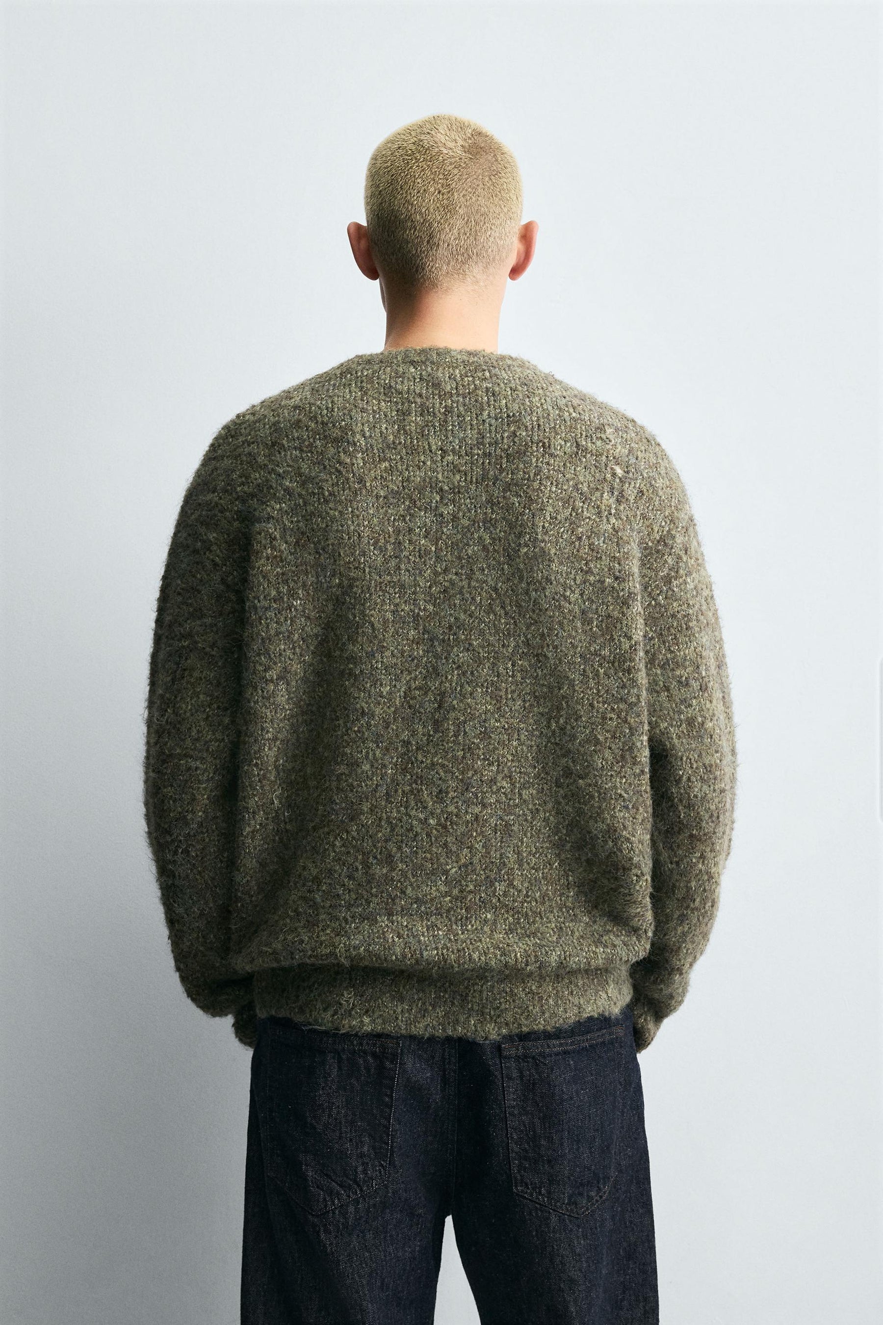BOUCLÉ TEXTURED JUMPER - Image 3