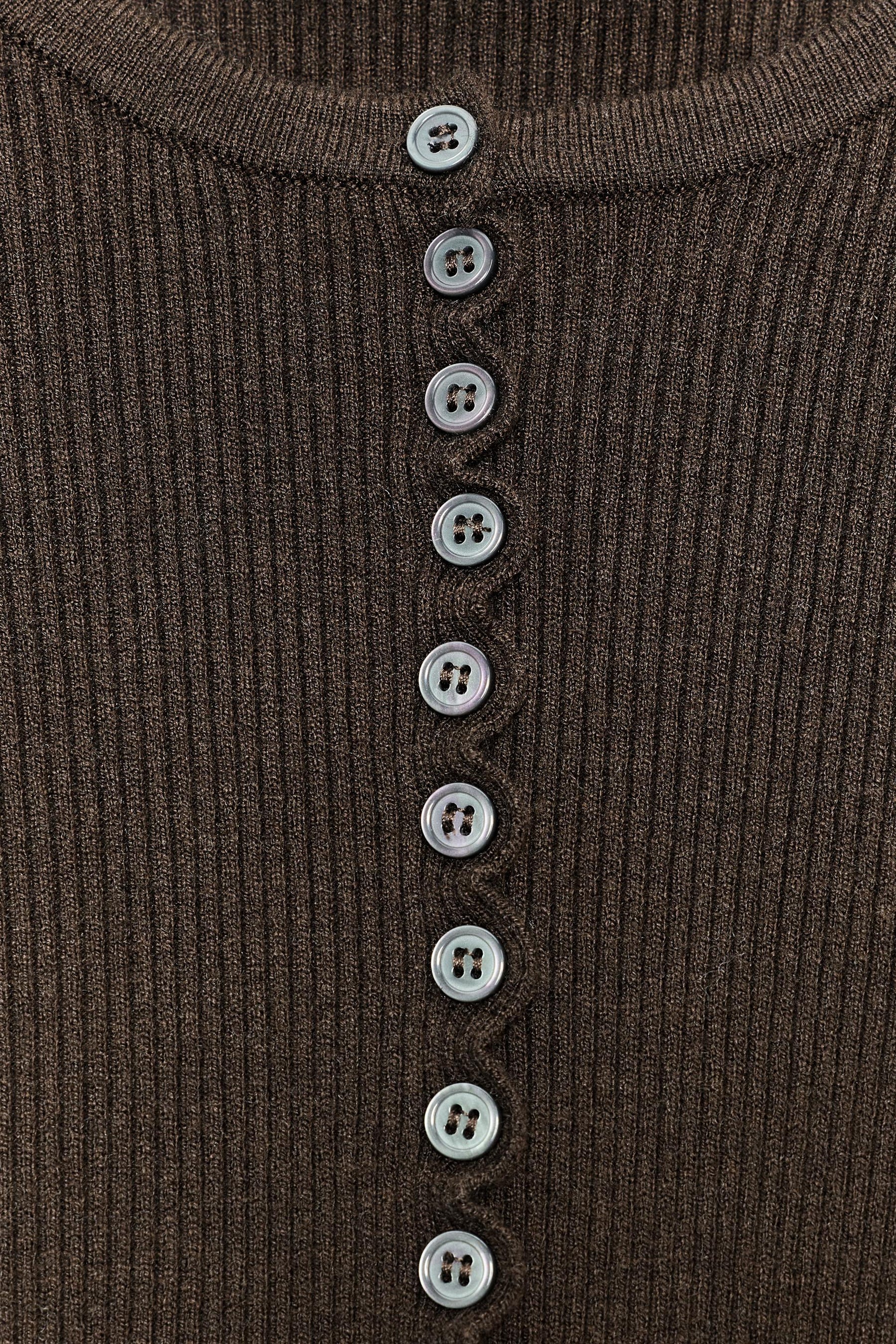 Rippstrick-Strickjacke