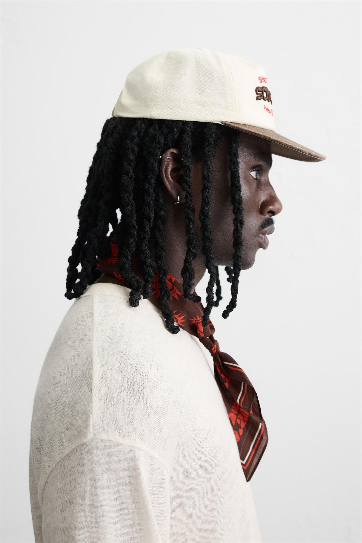 CONTRAST EMBROIDERY CAP - Image 2