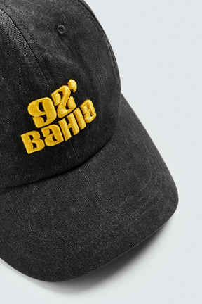 CONTRAST EMBROIDERY CAP - Image 6