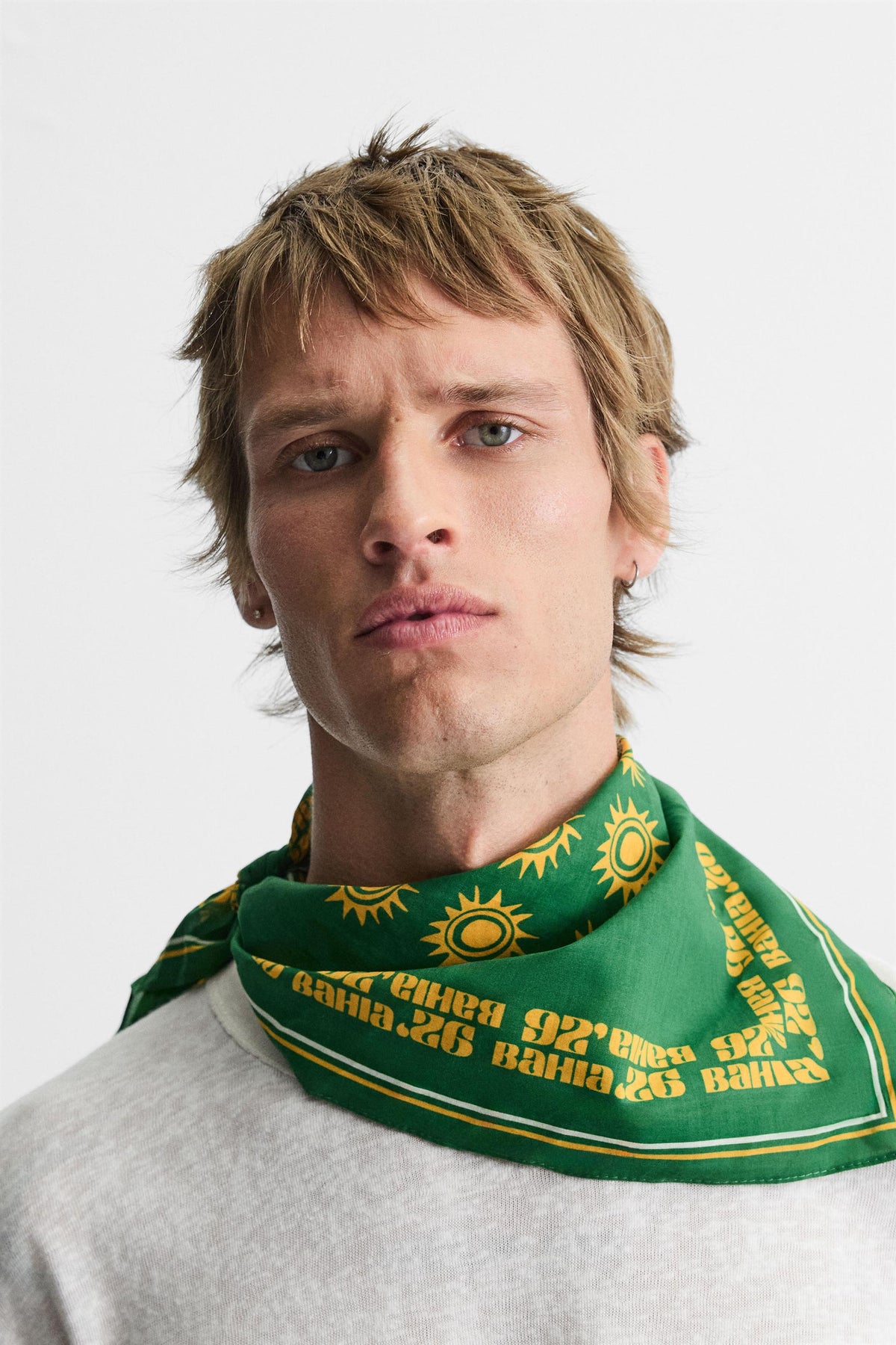 GRAPHIC PRINT BANDANA - Image 1